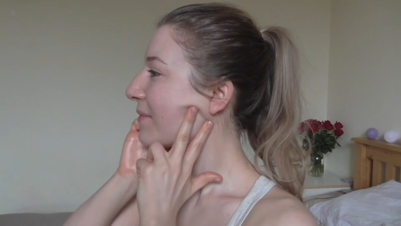 холодная вода уменьшает отёк